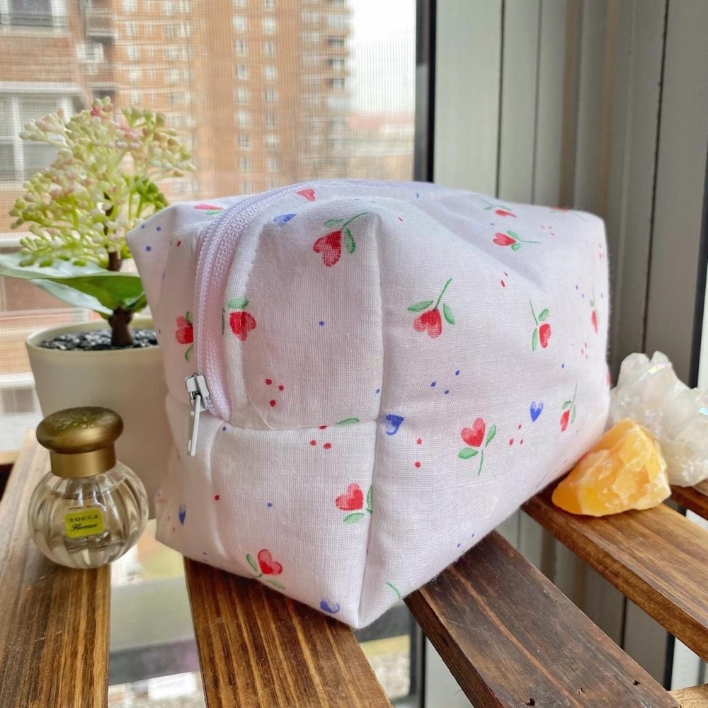 vintage heart floral makeup pouch bag